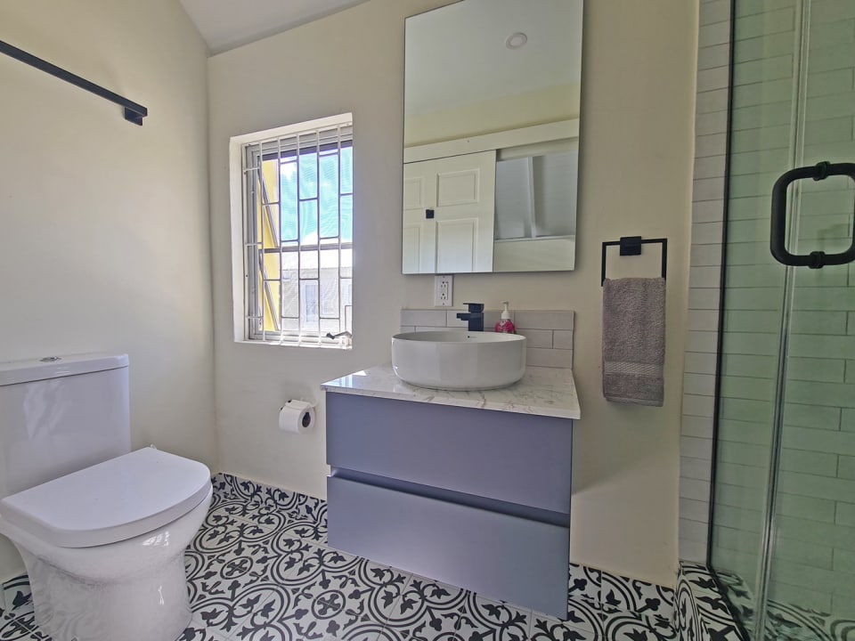 En-suite bathroom