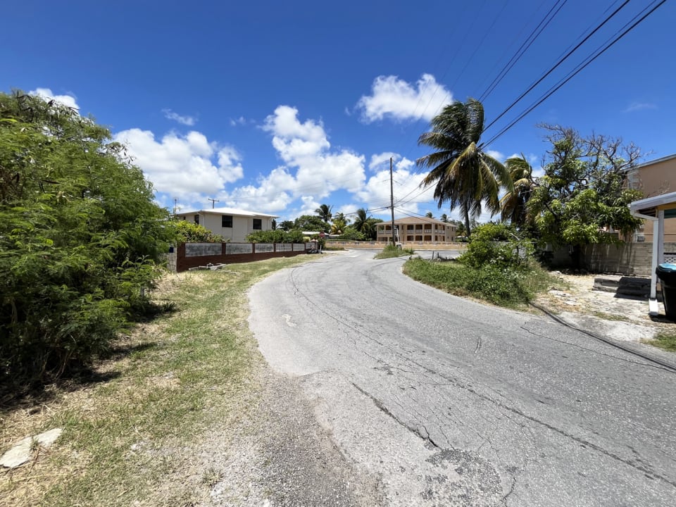 Located walking distance to Trimart St Martin, St Philip