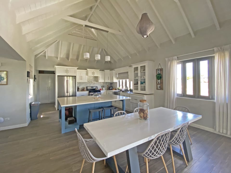 Open-plan living/dining area