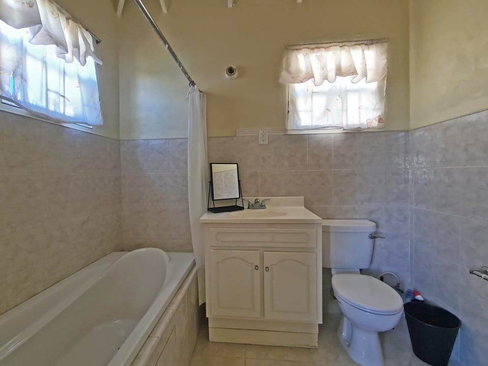 En-suite bathroom