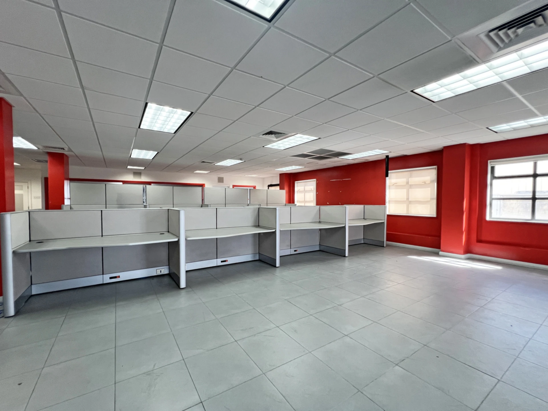 Open Plan Cubicle Spaces