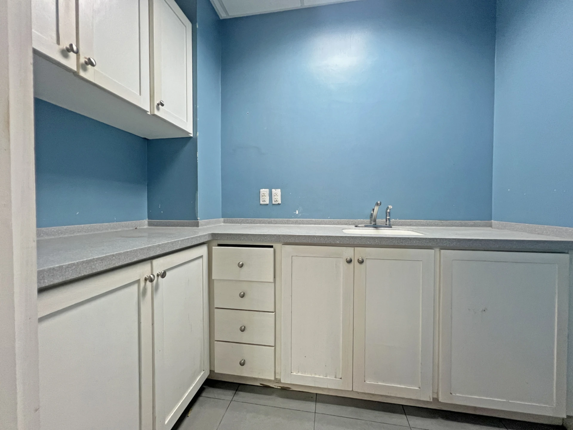 Small Kitchenette