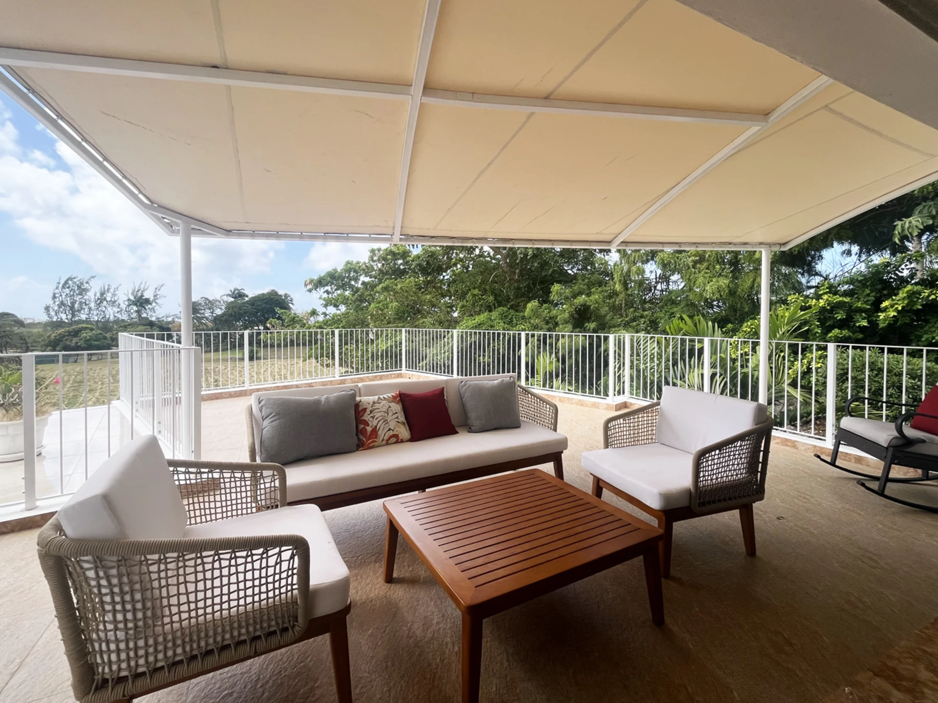Partially covered terrace off the kitchen/dining area