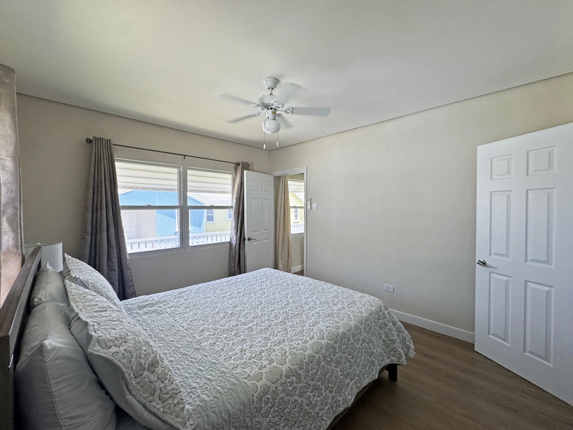 Ceiling fans throughout