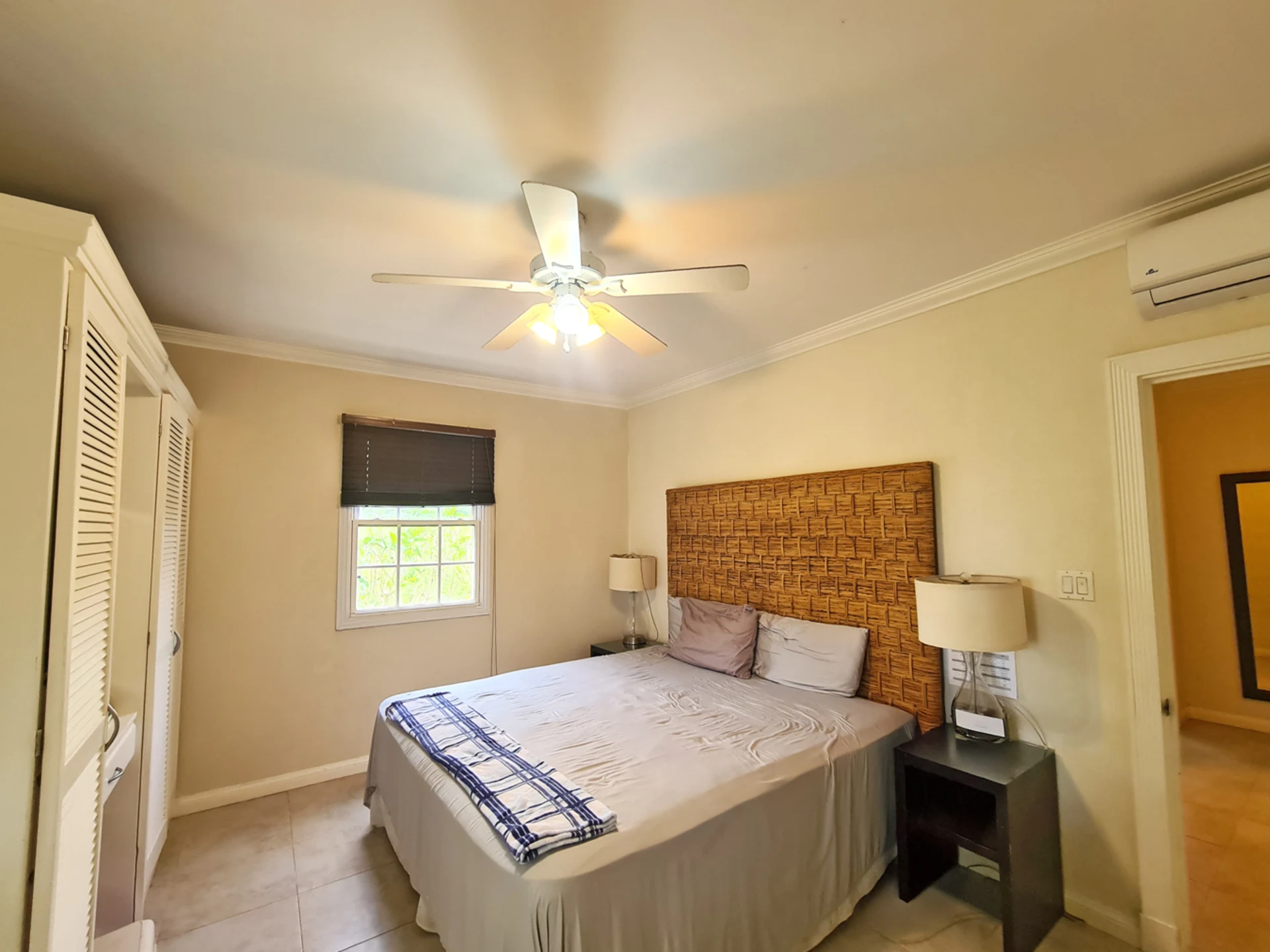 Second bedroom