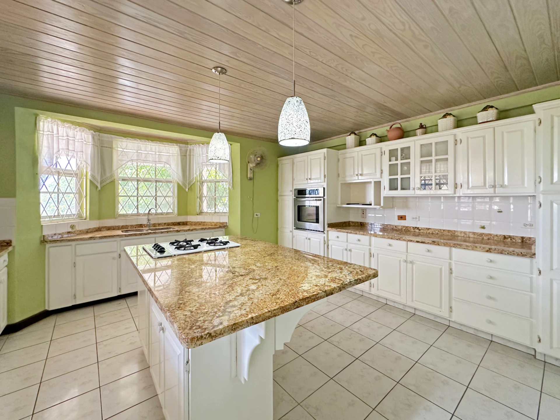 Spacious Kitchen