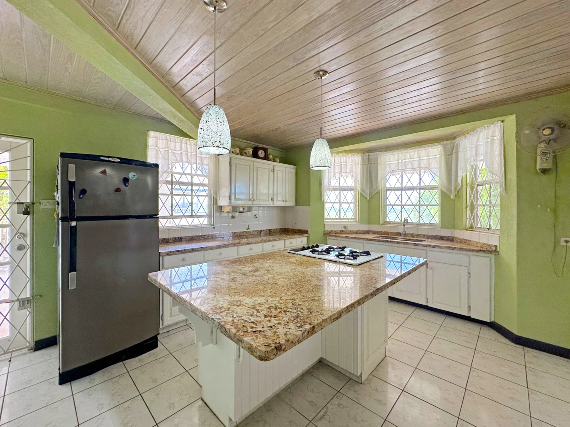 Spacious Kitchen