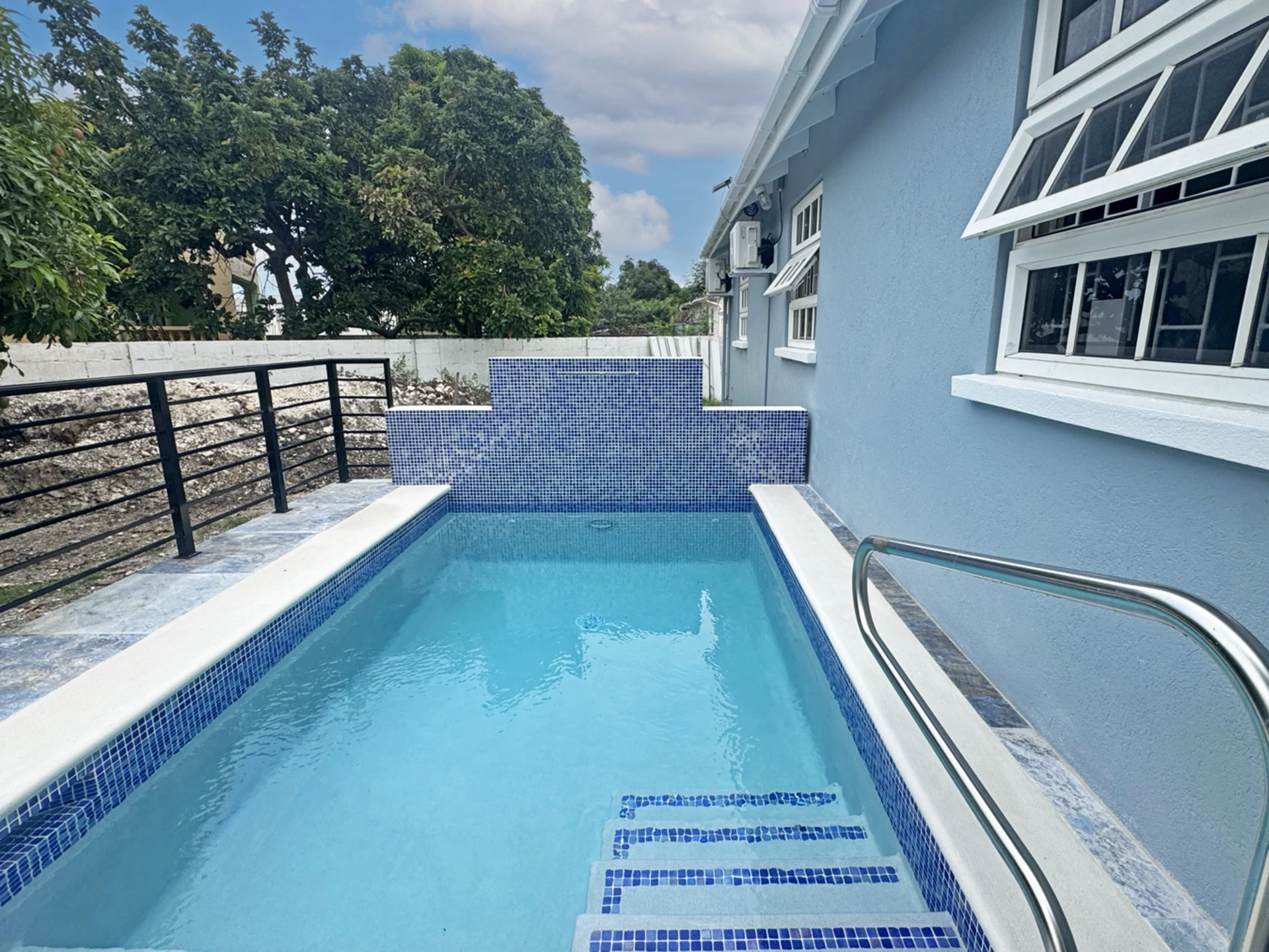 Refreshing pool