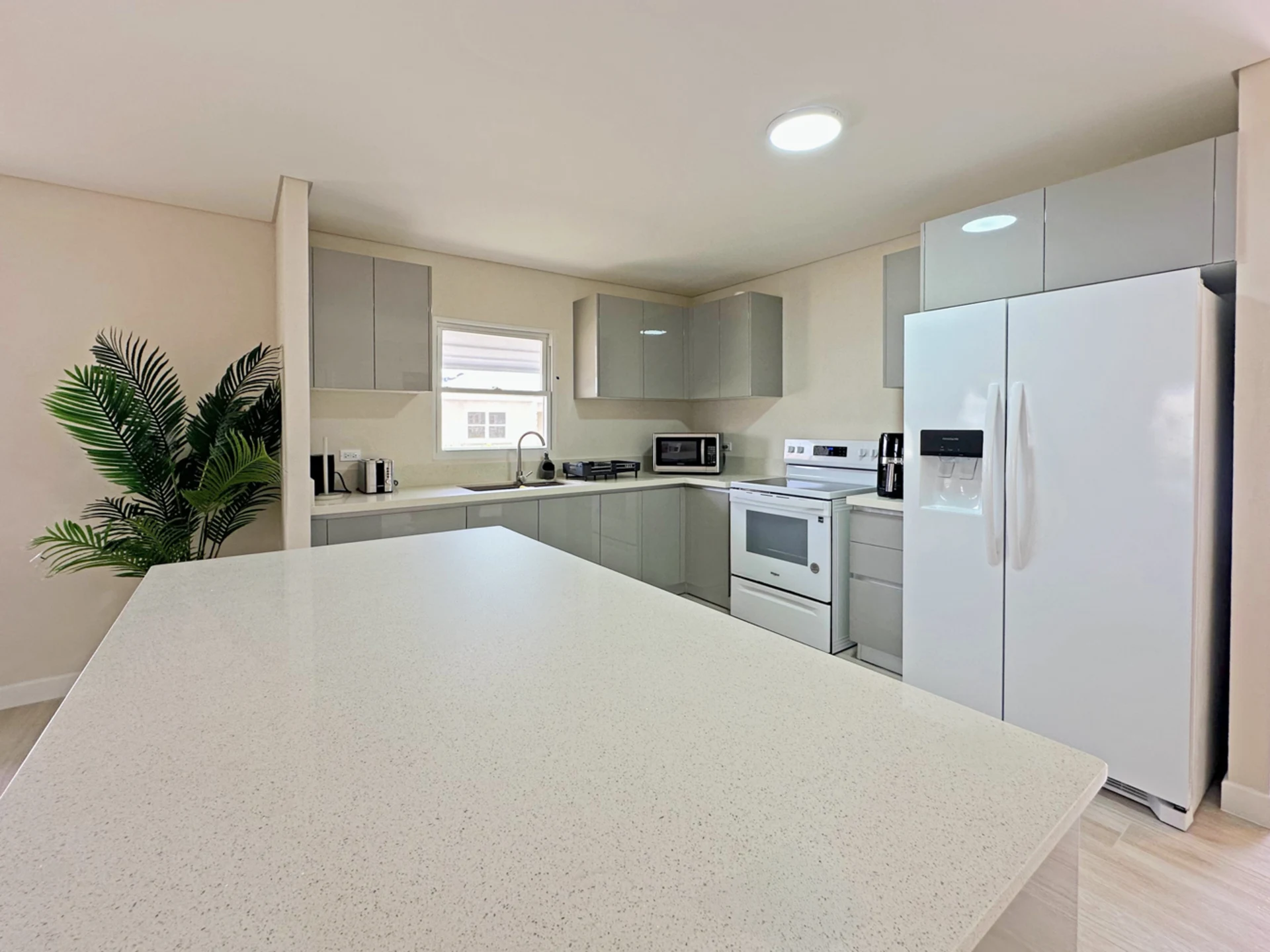 Spacious Kitchen
