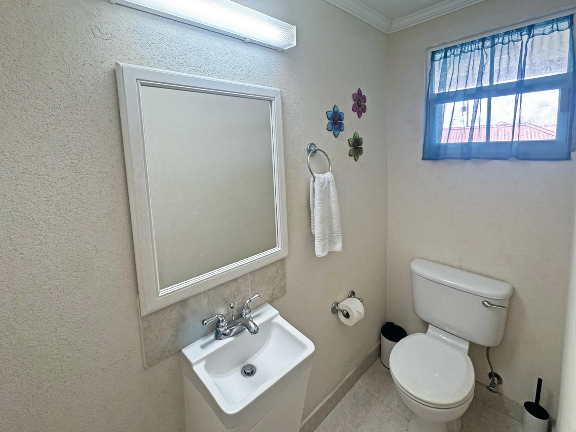 Powder room
