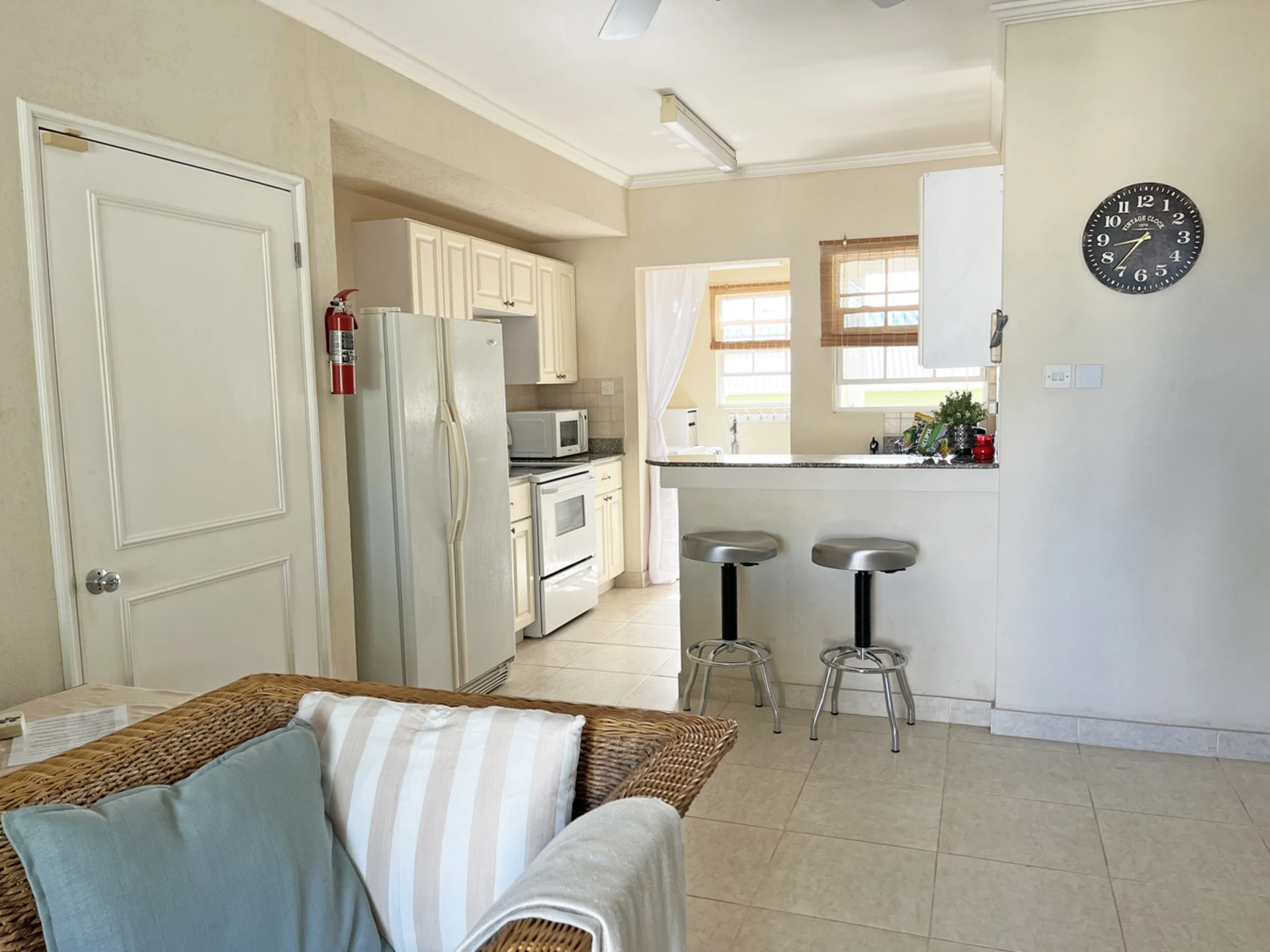 Breakfast bar