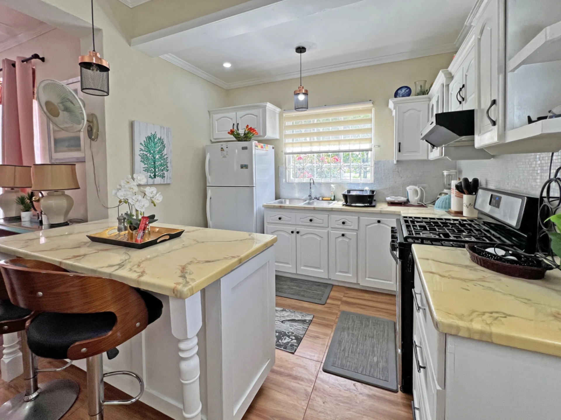 Appliances included