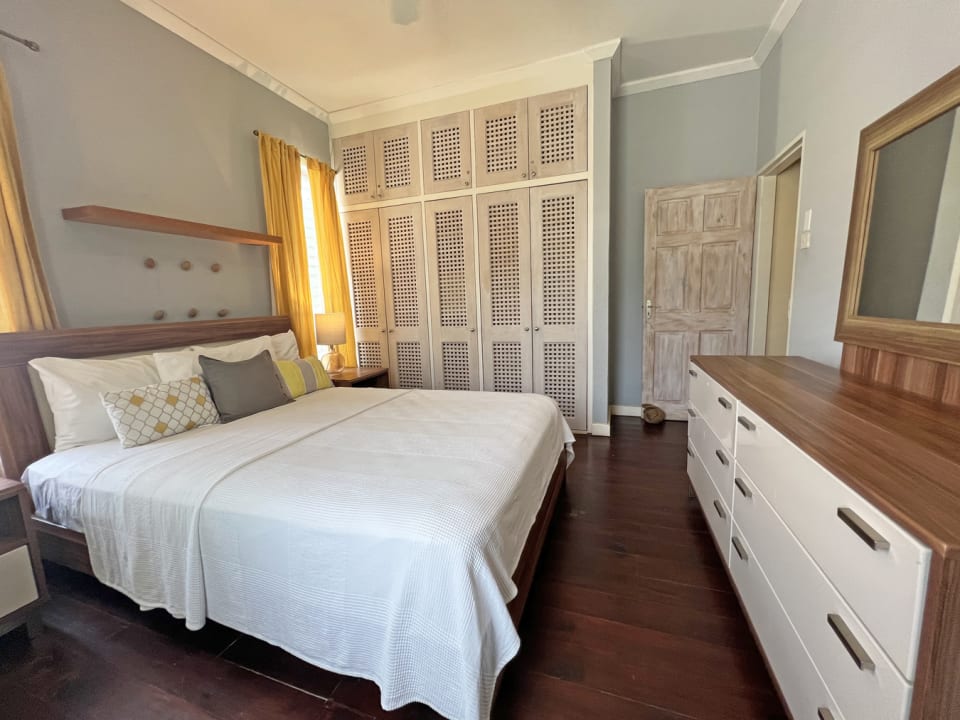 Guest Bedroom 1
