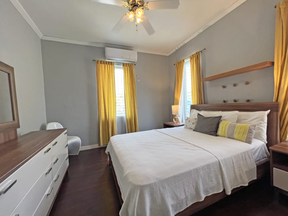 Guest Bedroom 1