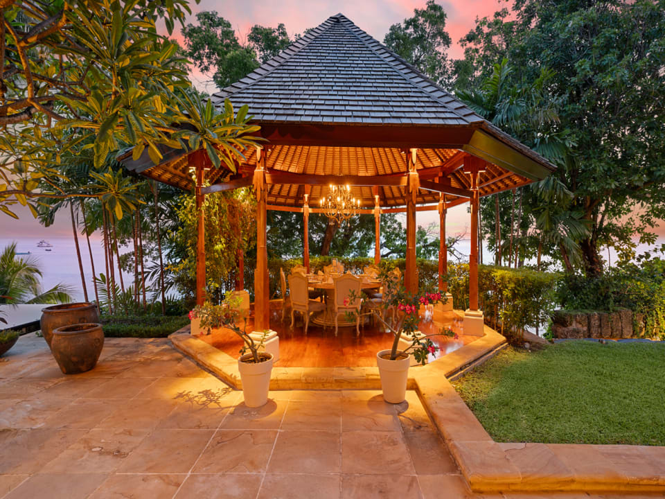 Gazebo for dining