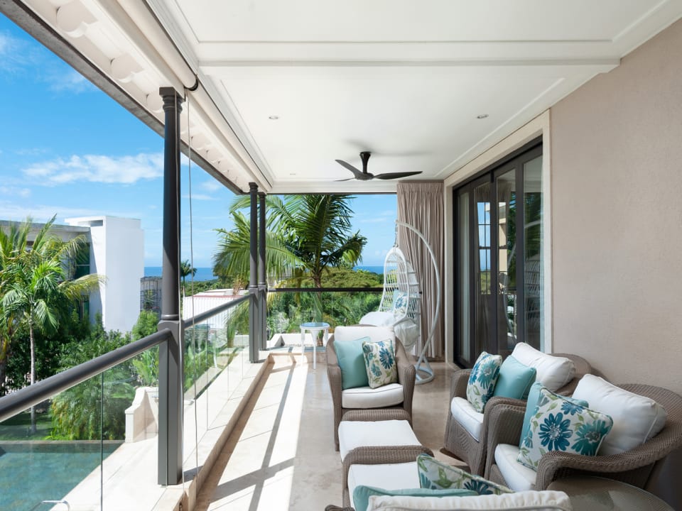 Upstairs patio for two bedrooms