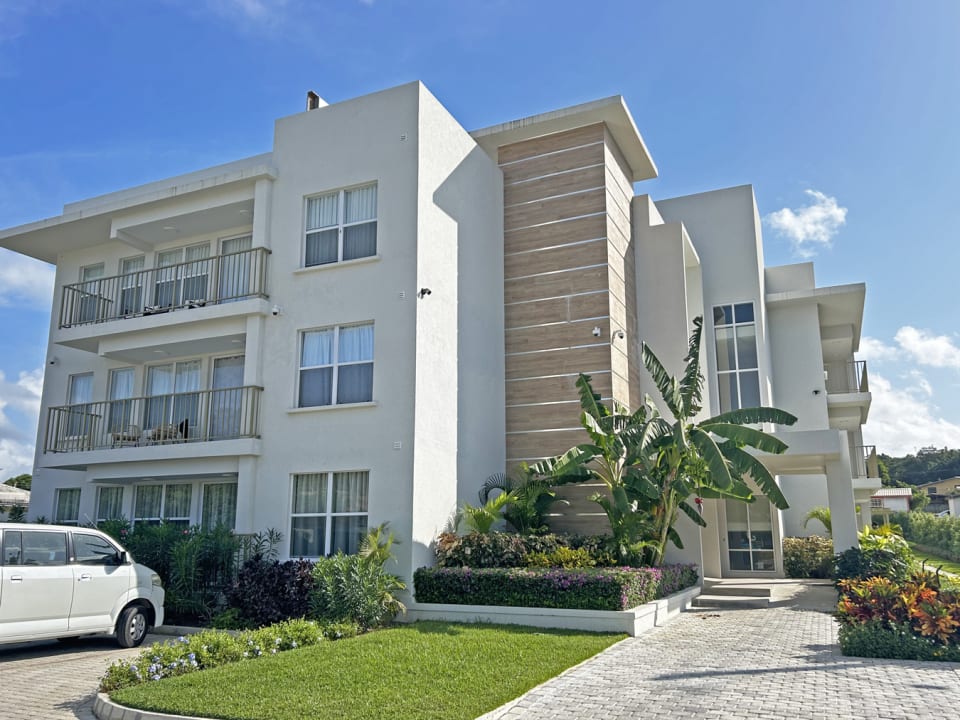 Coral Beach 307