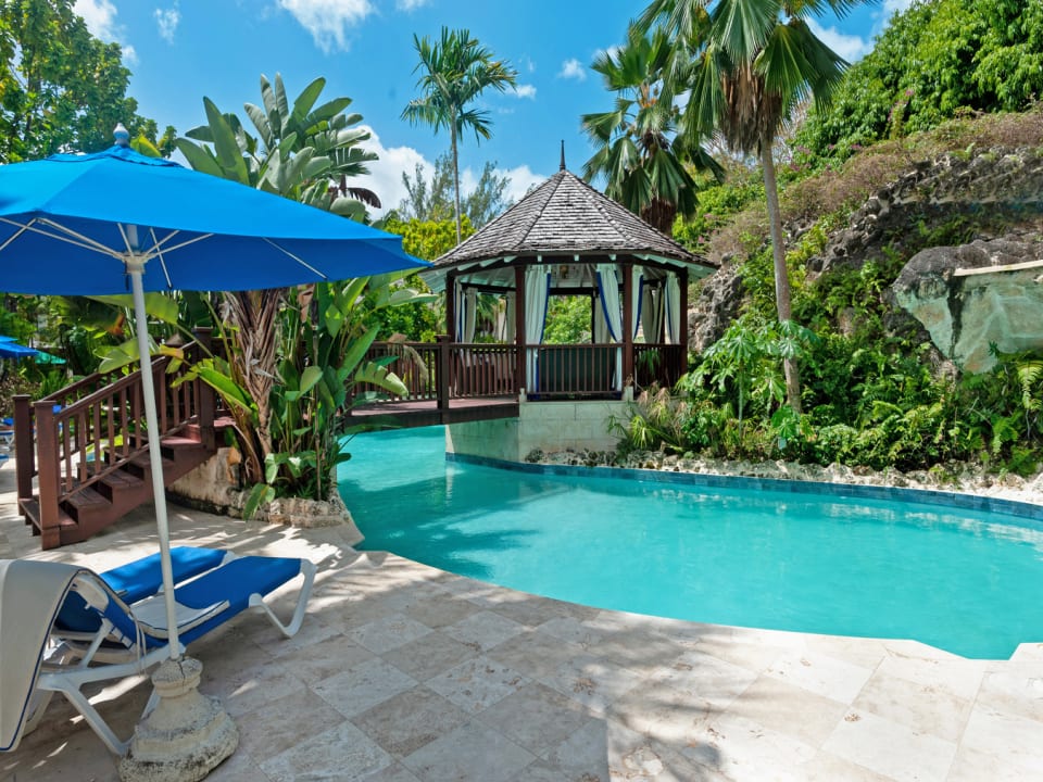 Claridges Communal Gazebo and Pool