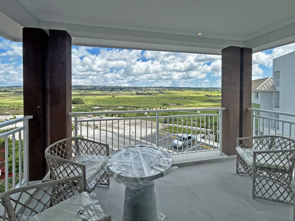 Covered patio and valley views