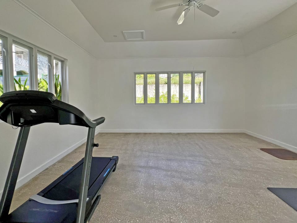 Ideal Gym/Office Space