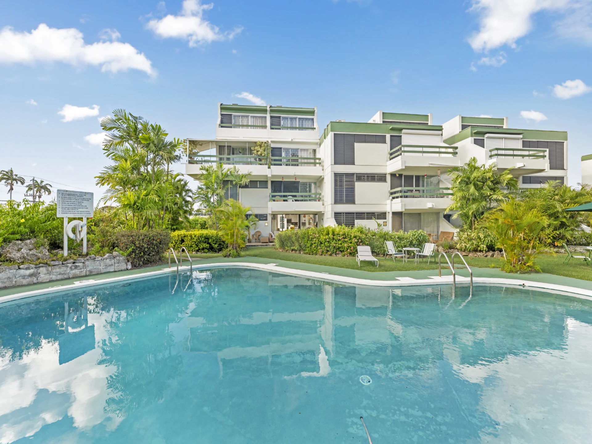 Lovely pool and gardens