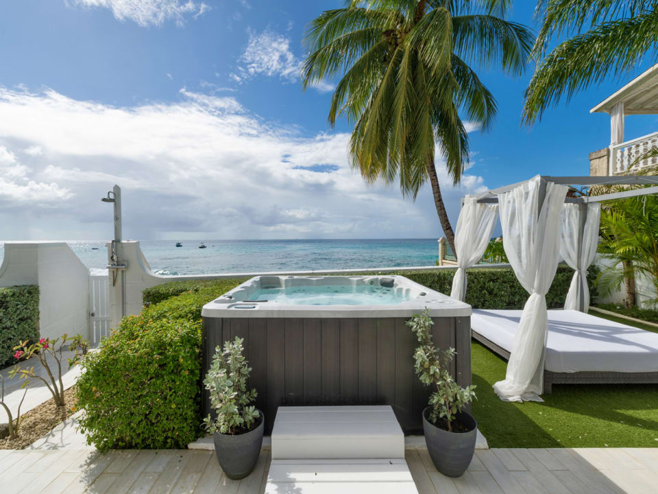 Spacious sundeck and jacuzzi pool