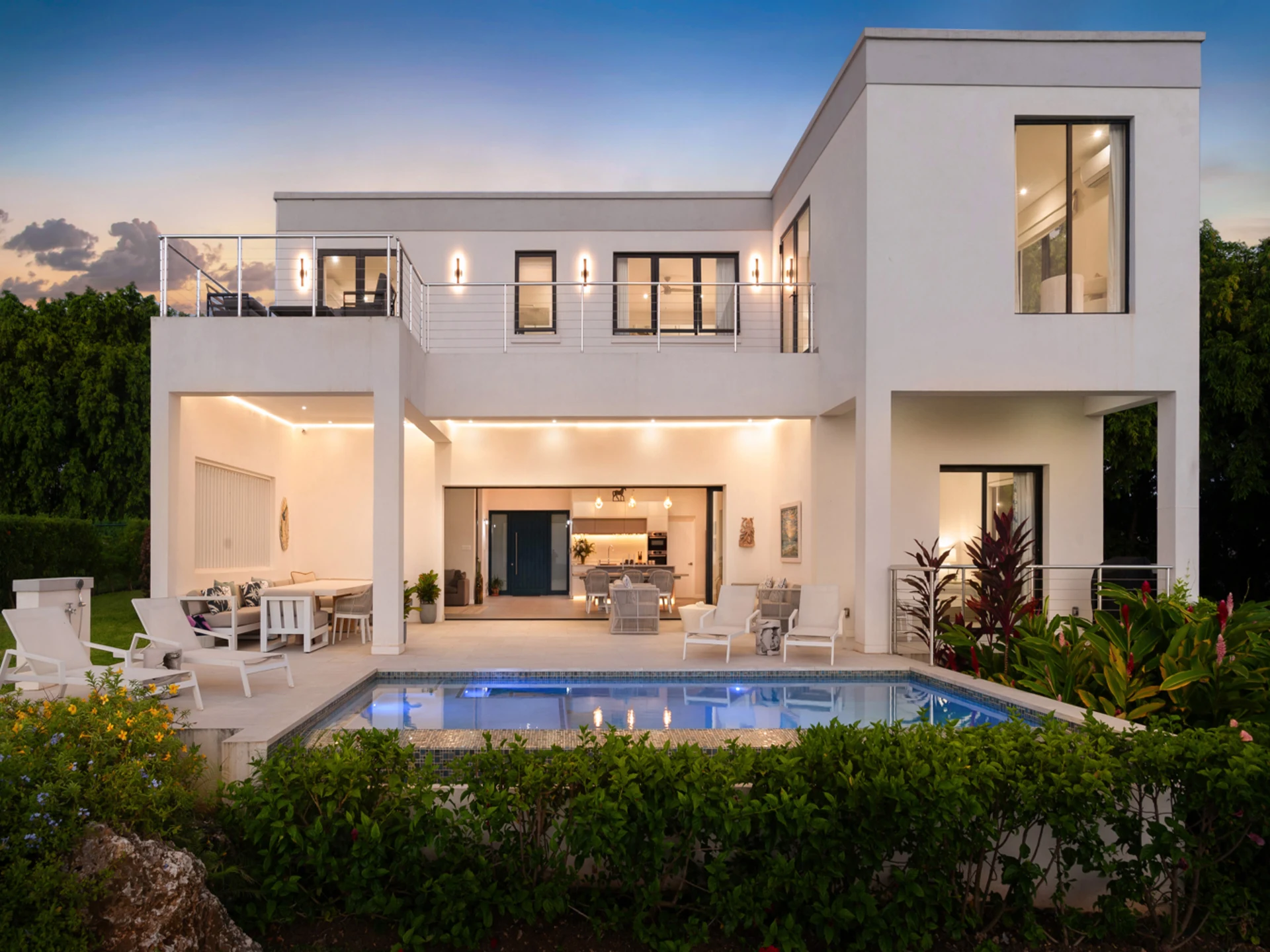 Luxury Living at Simia