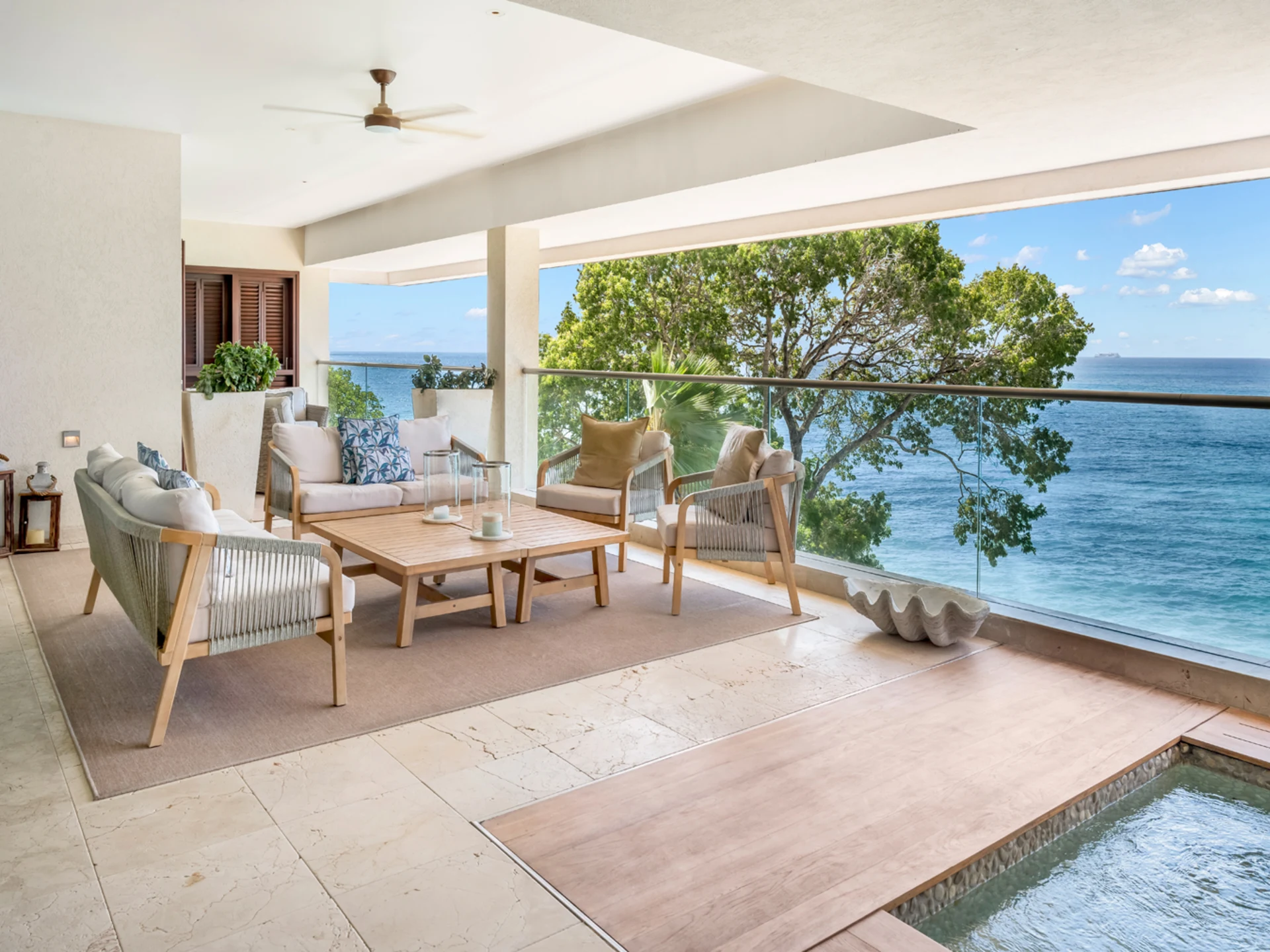 Amazing sea view from Portico 3 terrace