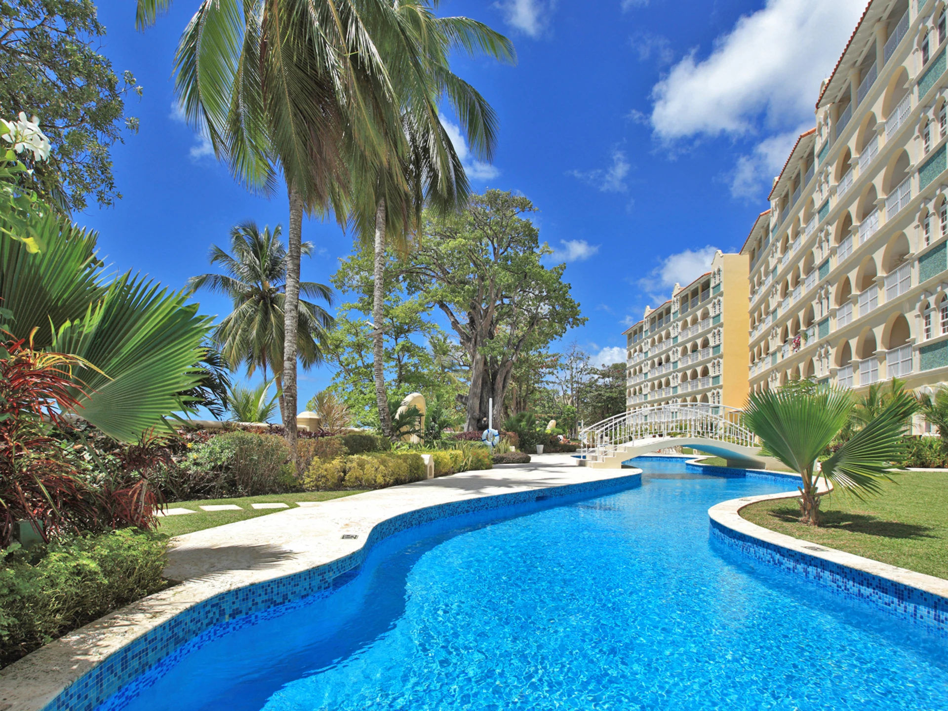 Welcome to Sapphire Beach Unit 207