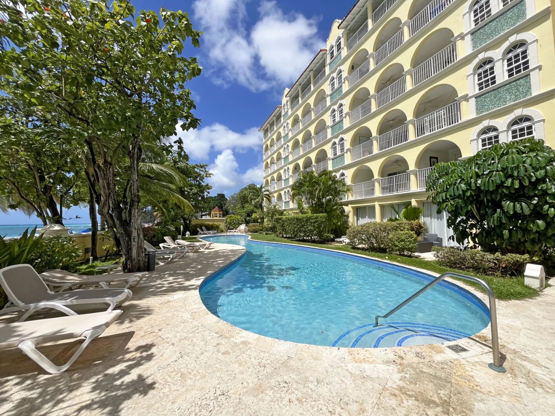 Access to two swimming pools, sundeck and a gym