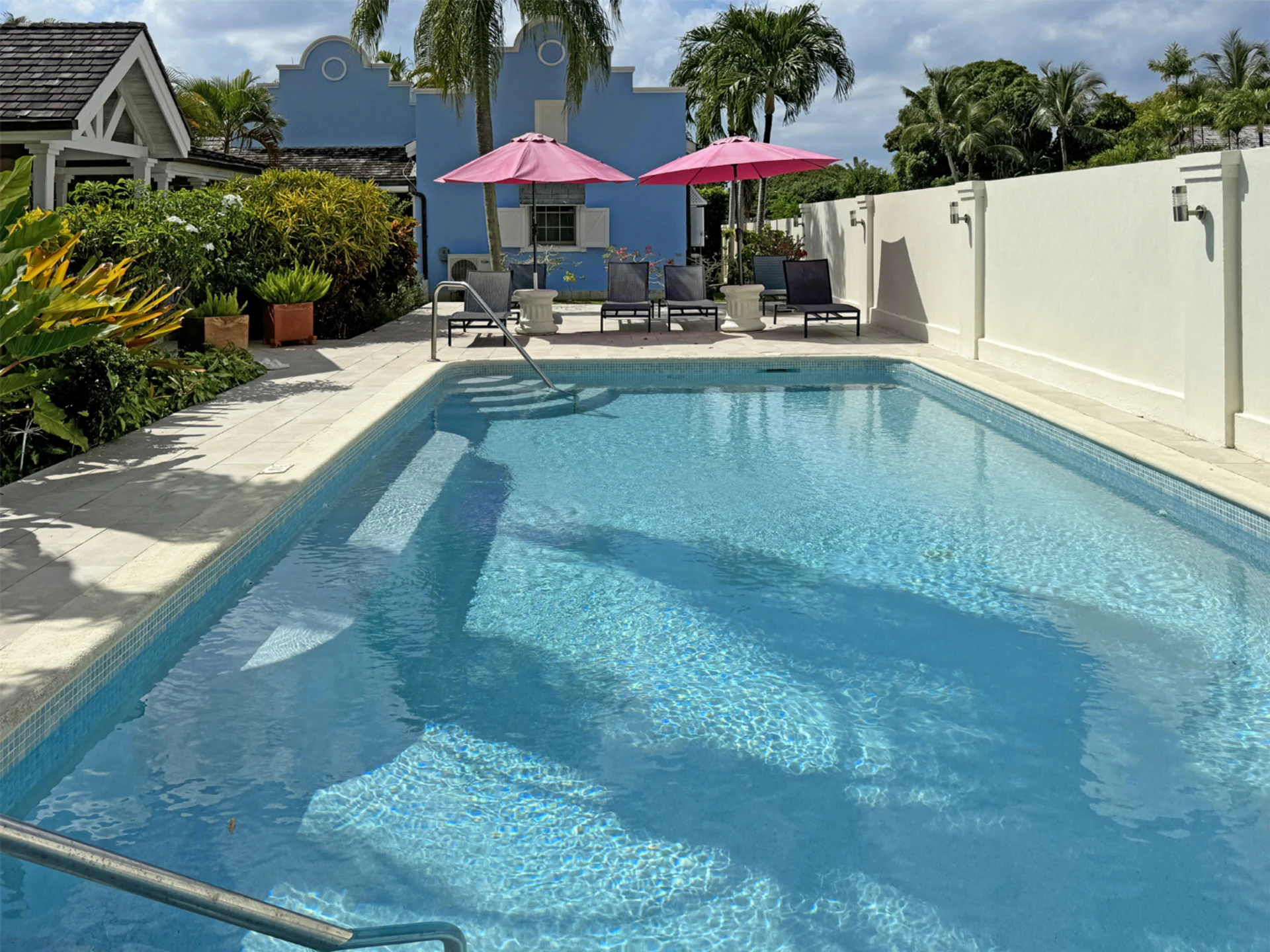 Inviting swimming pool at Porters Court