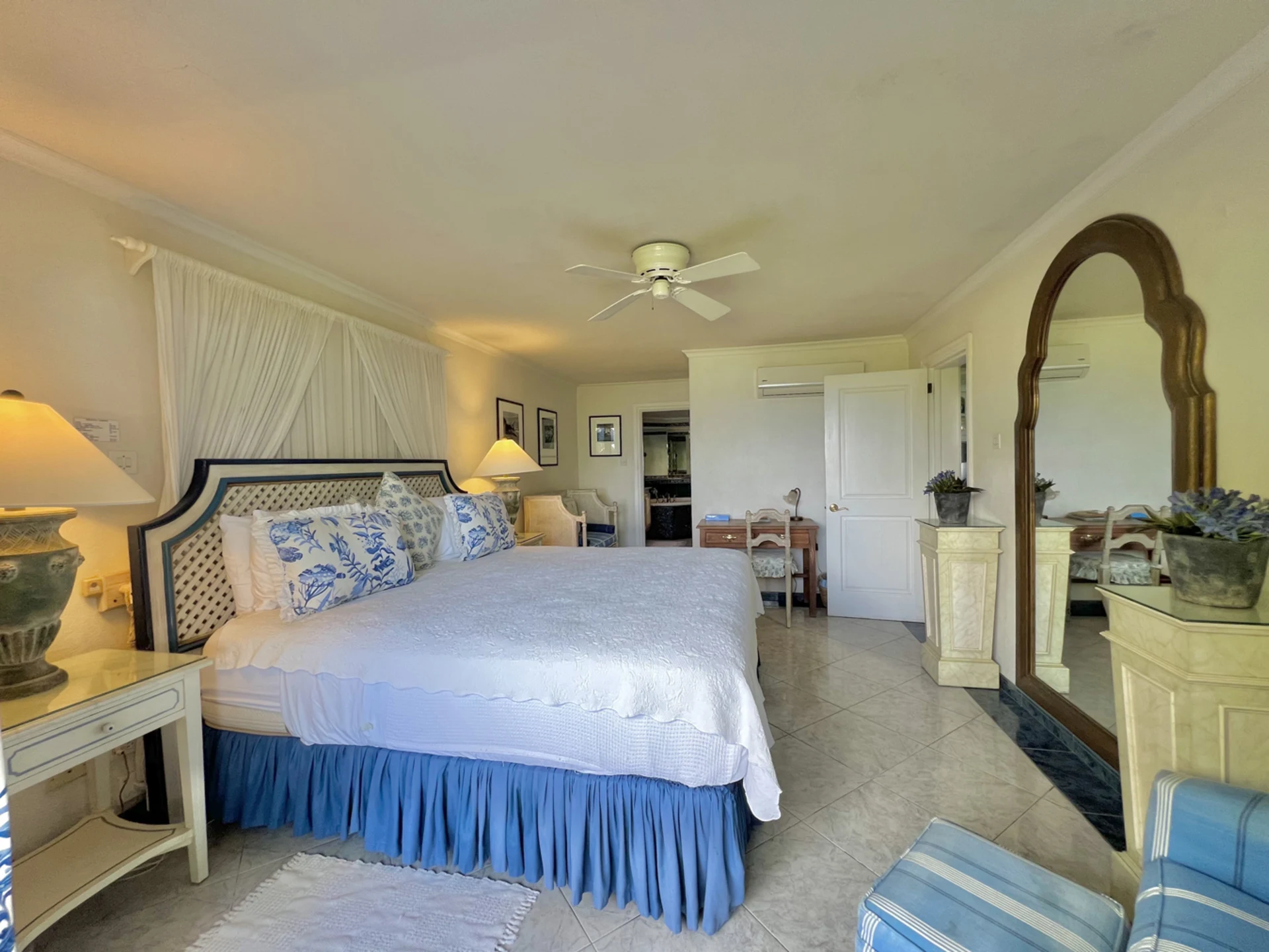 Main bedroom suite