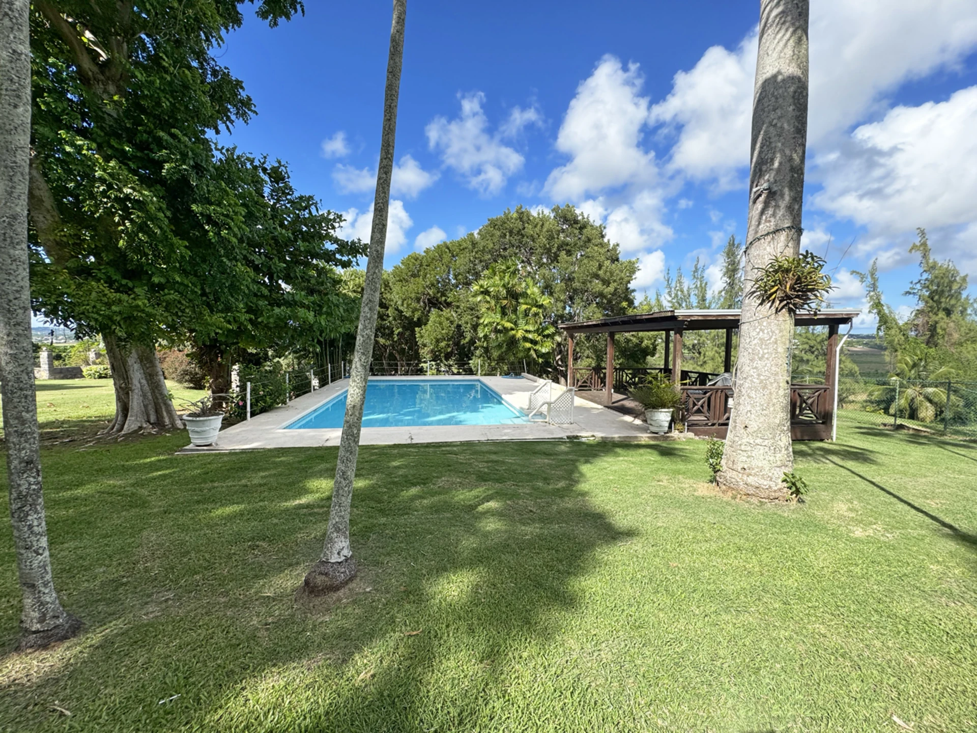 Magnificent Pool & Deck