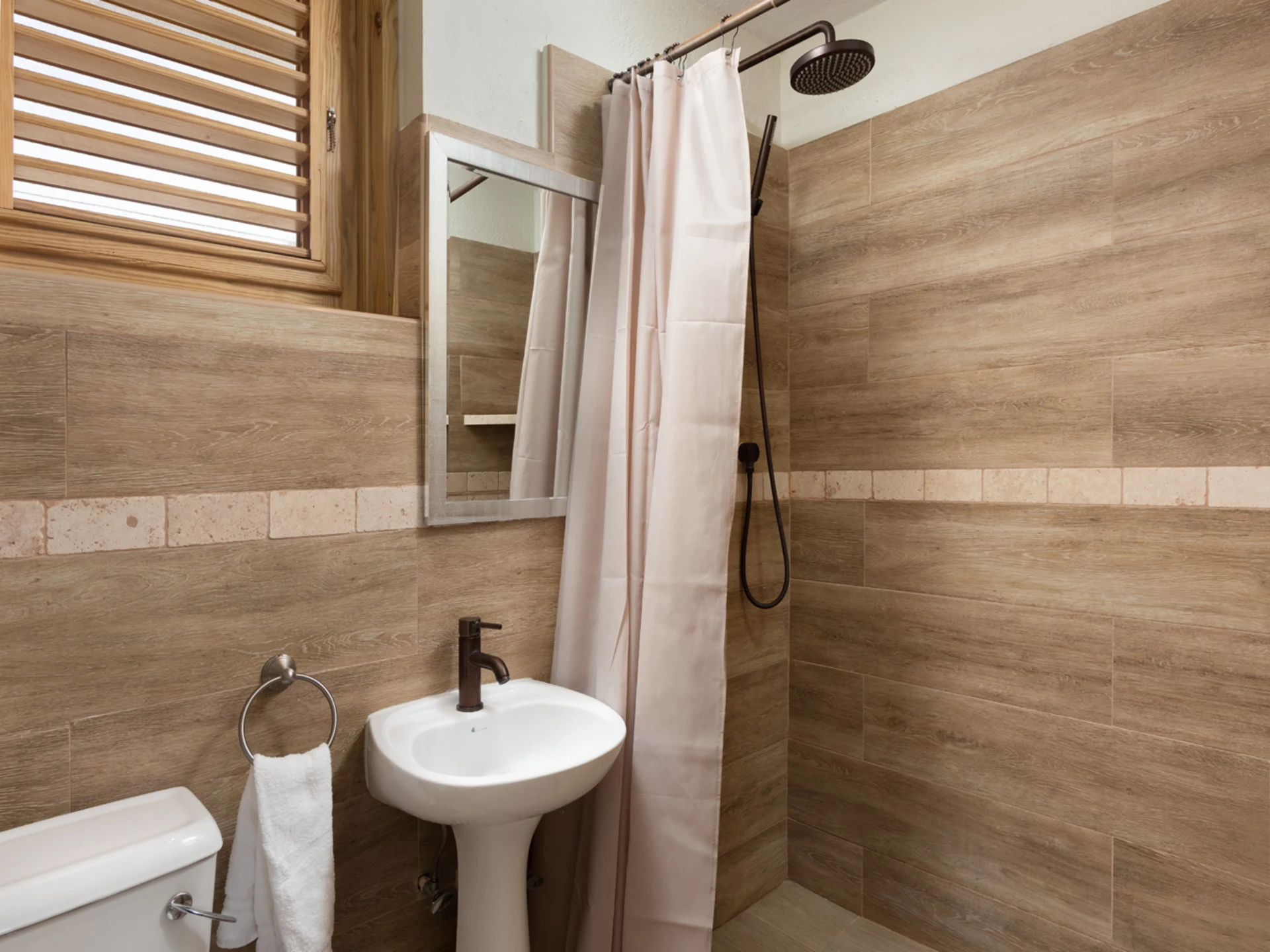 Modern bathroom suite
