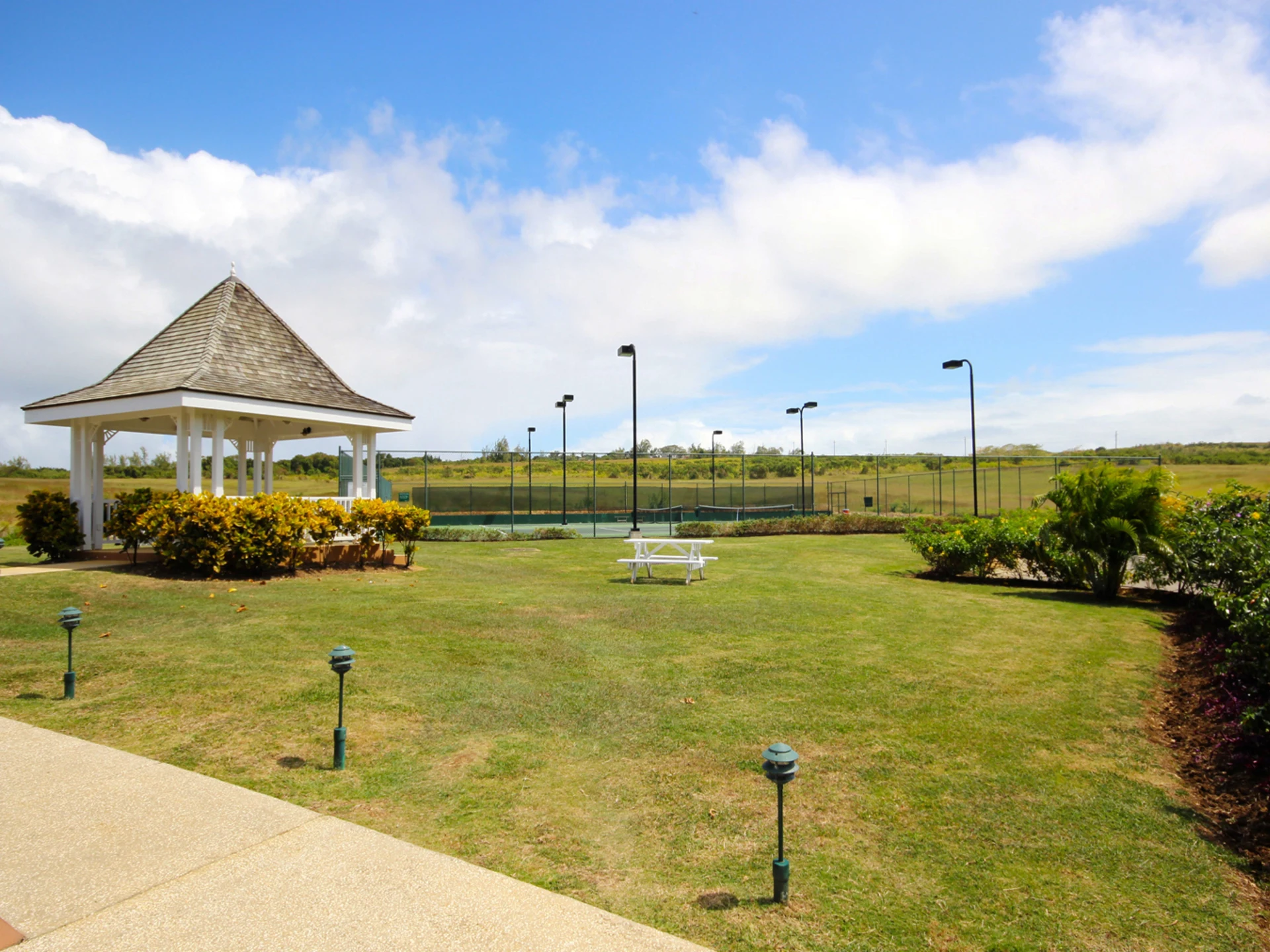Tennis courts and leisure space