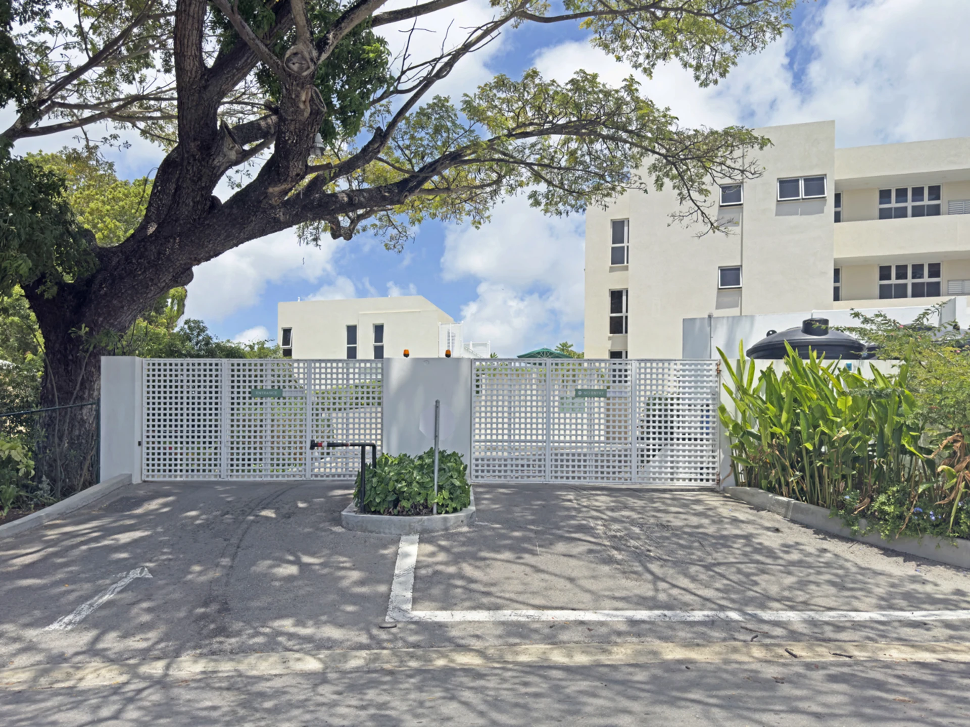 Main entrance to Harmony Hall Green