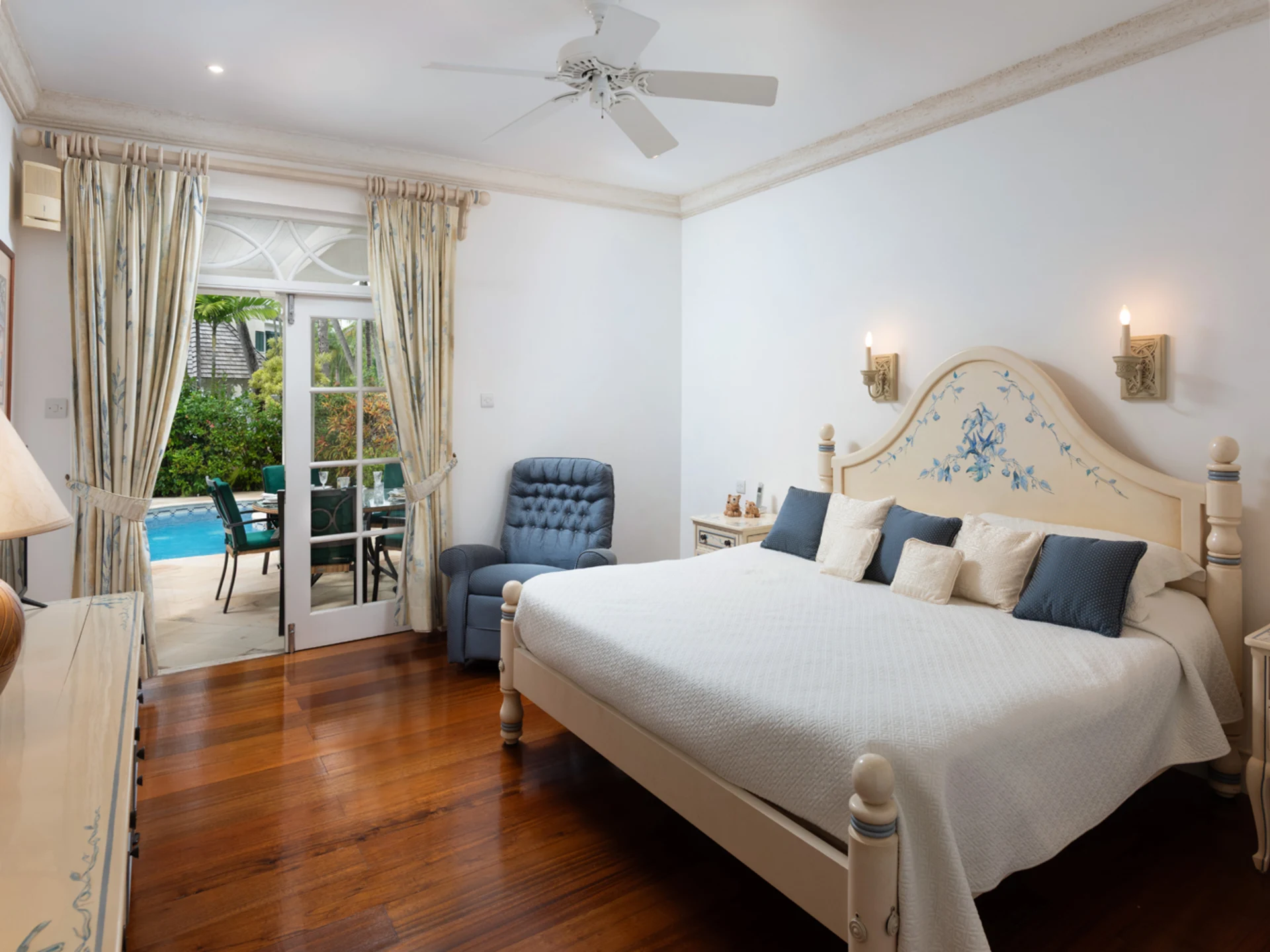 Main bedroom