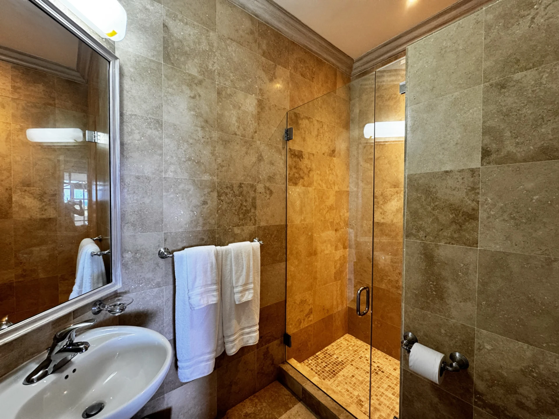 En-Suite Bathroom