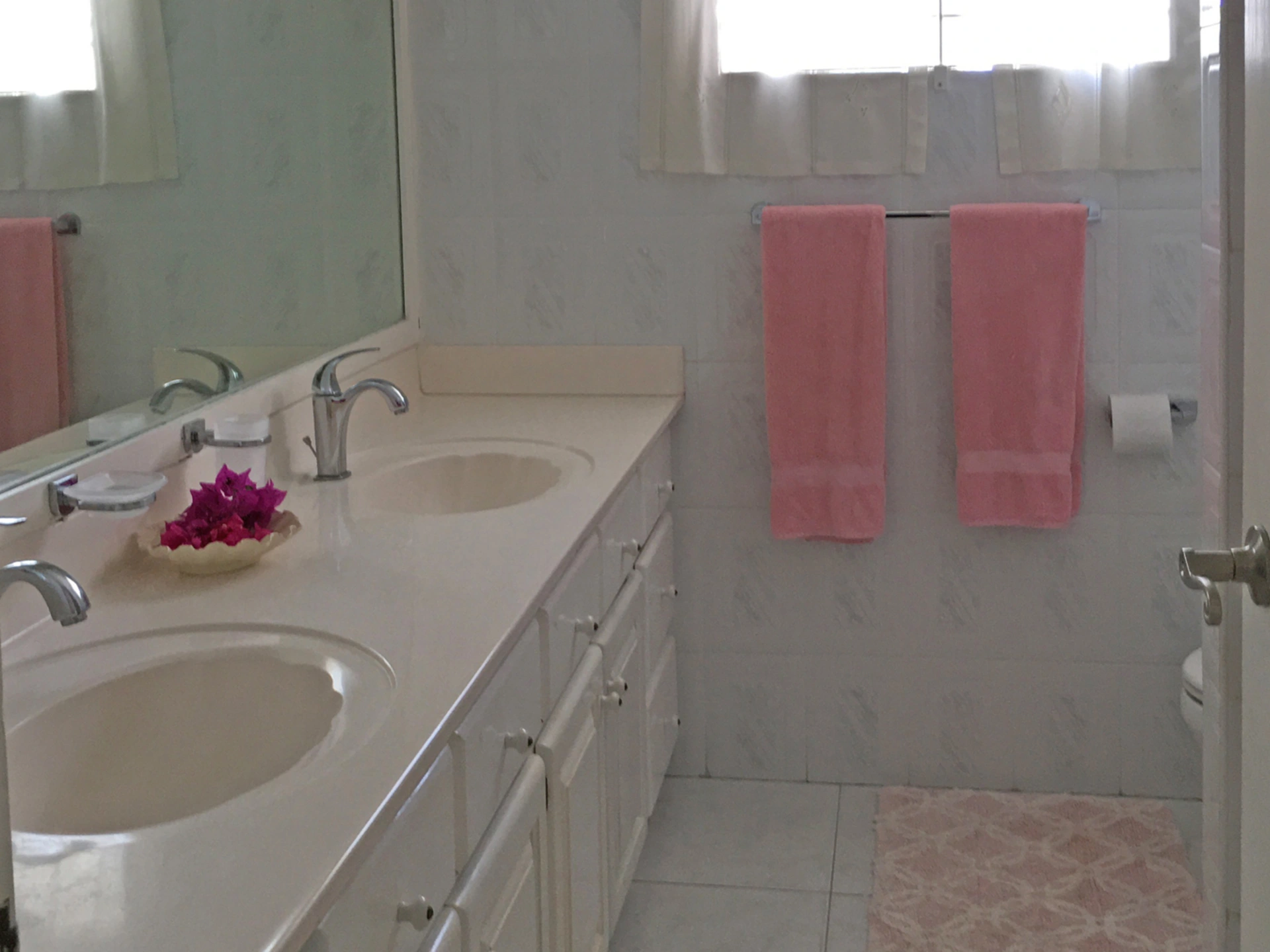 Primary ensuite bathroom