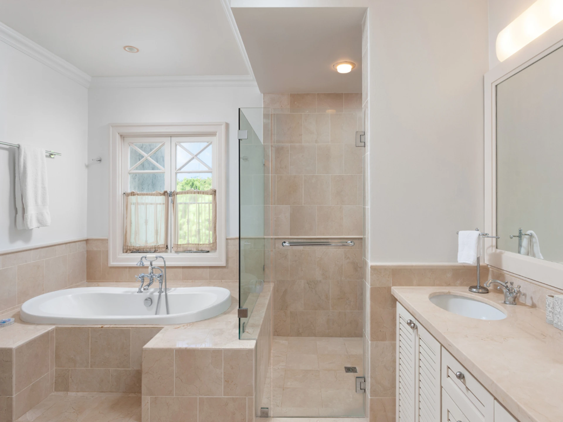 Ensuite bathroom