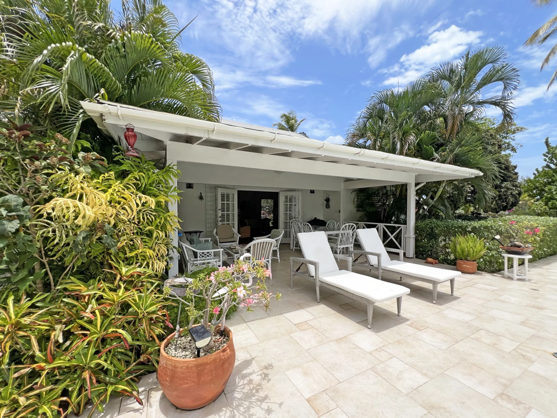 Pool deck