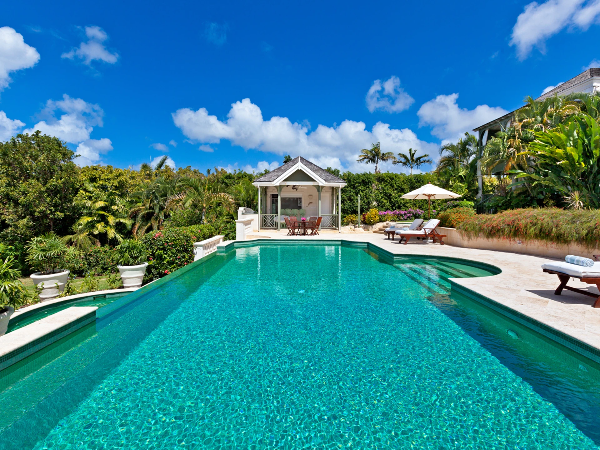 Stunning pool and bar/ shower room