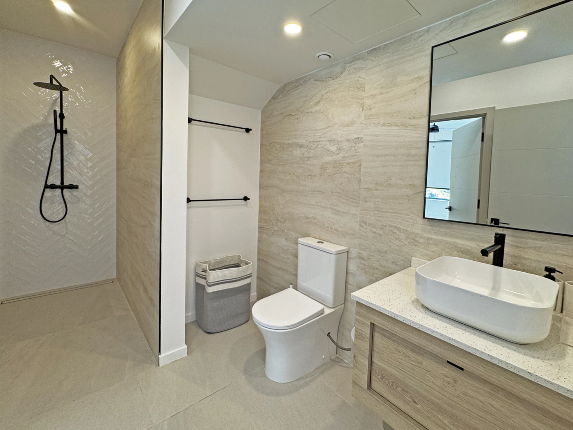 Ground floor bathroom
