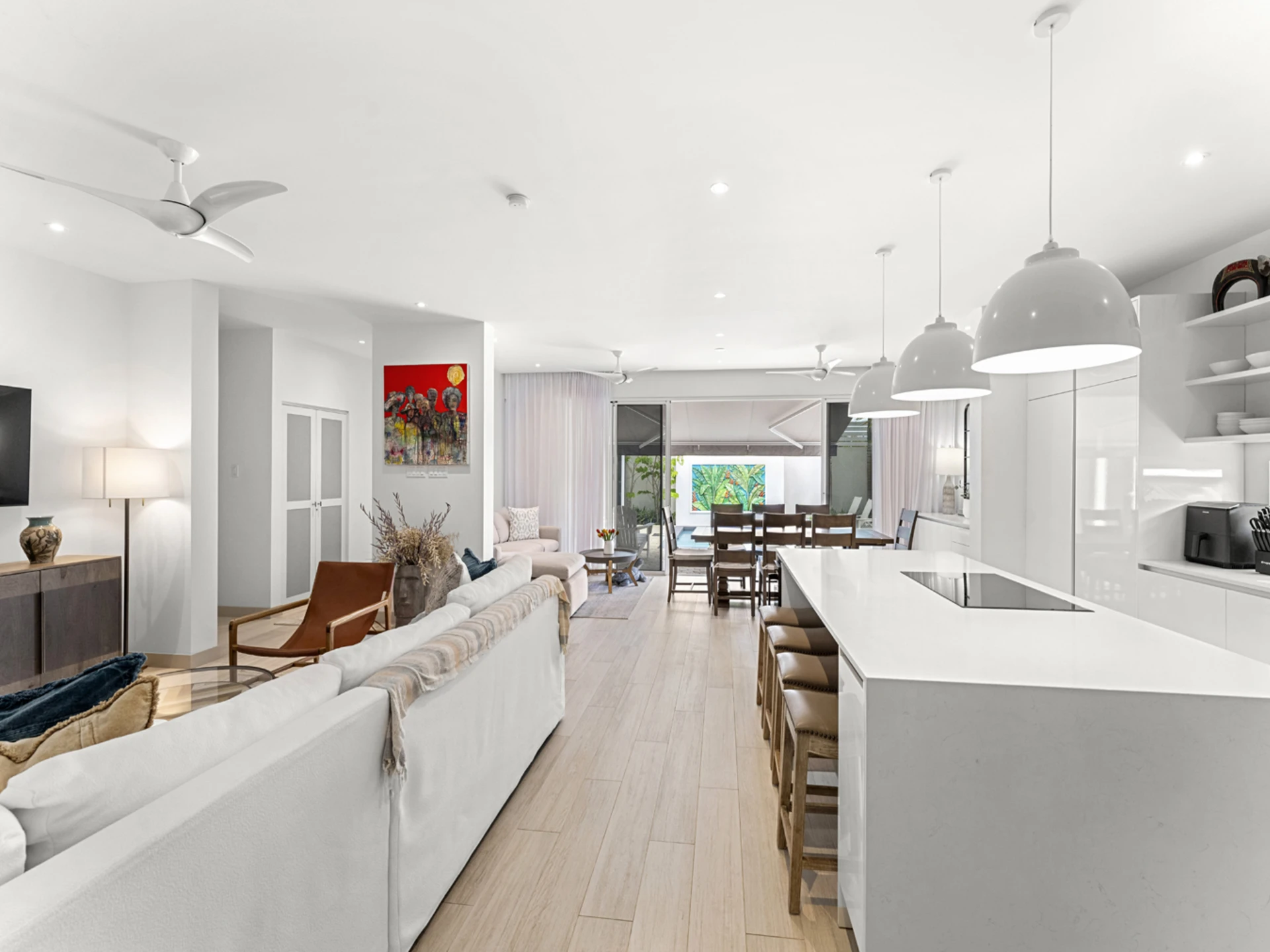 Open-Plan & Spacious Room