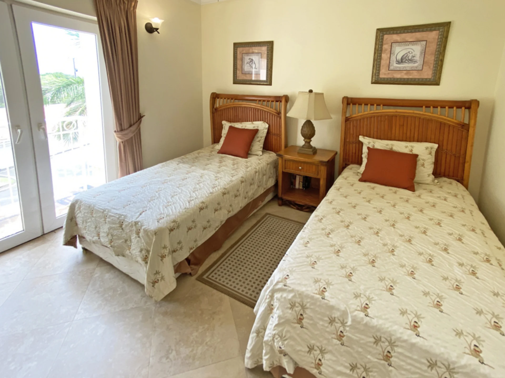 Guest bedroom