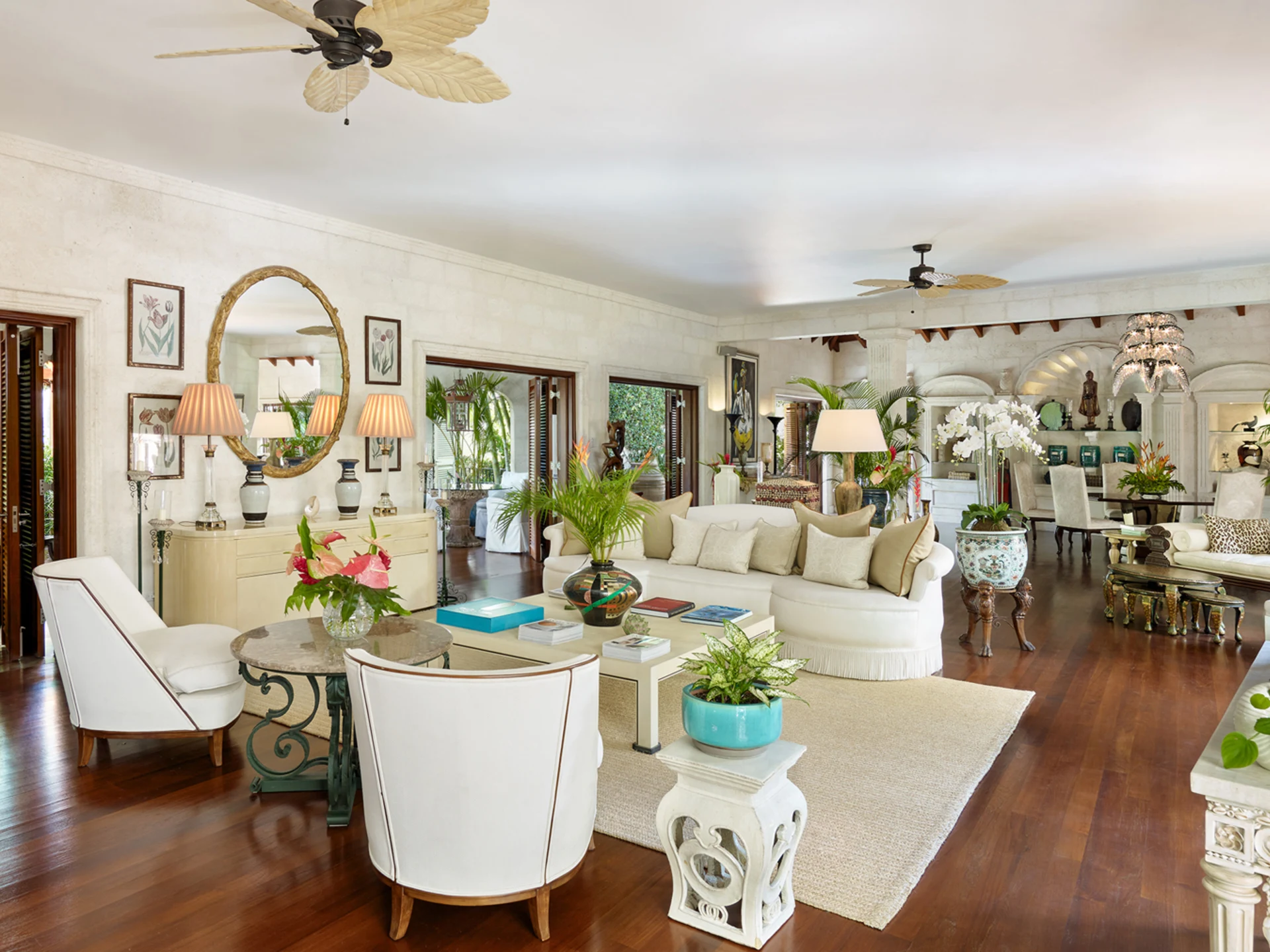 Formal sitting room