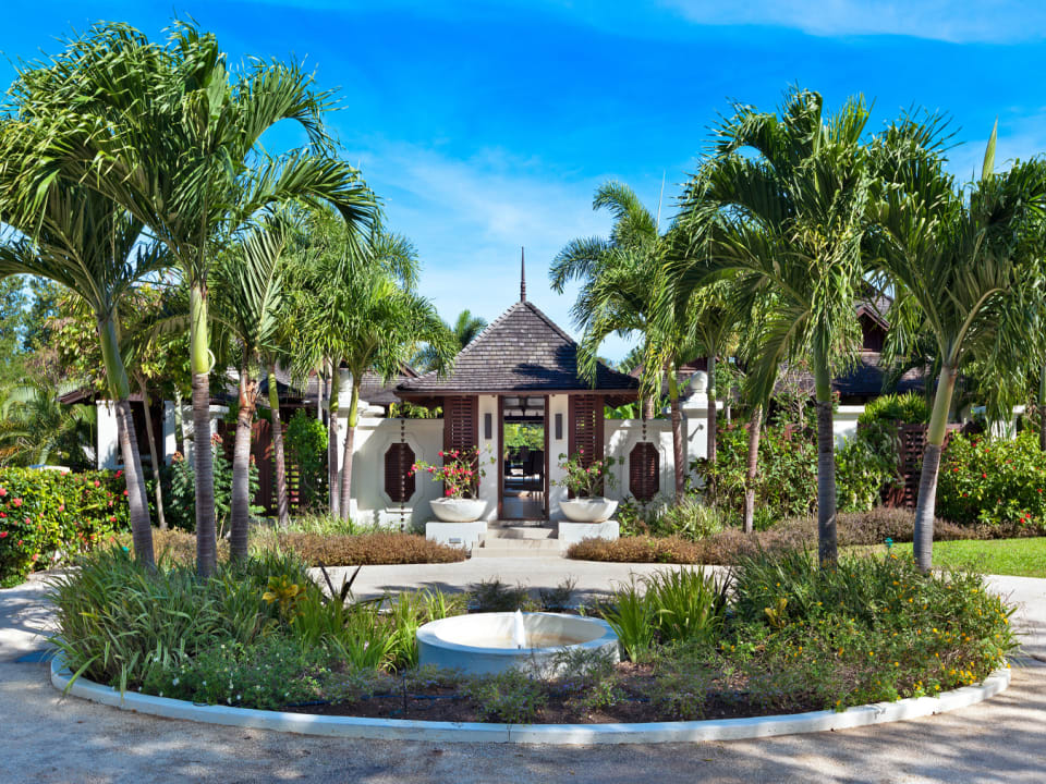 Driveway and entrance