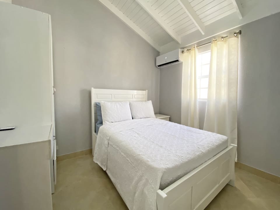 Bedroom 3 with AC