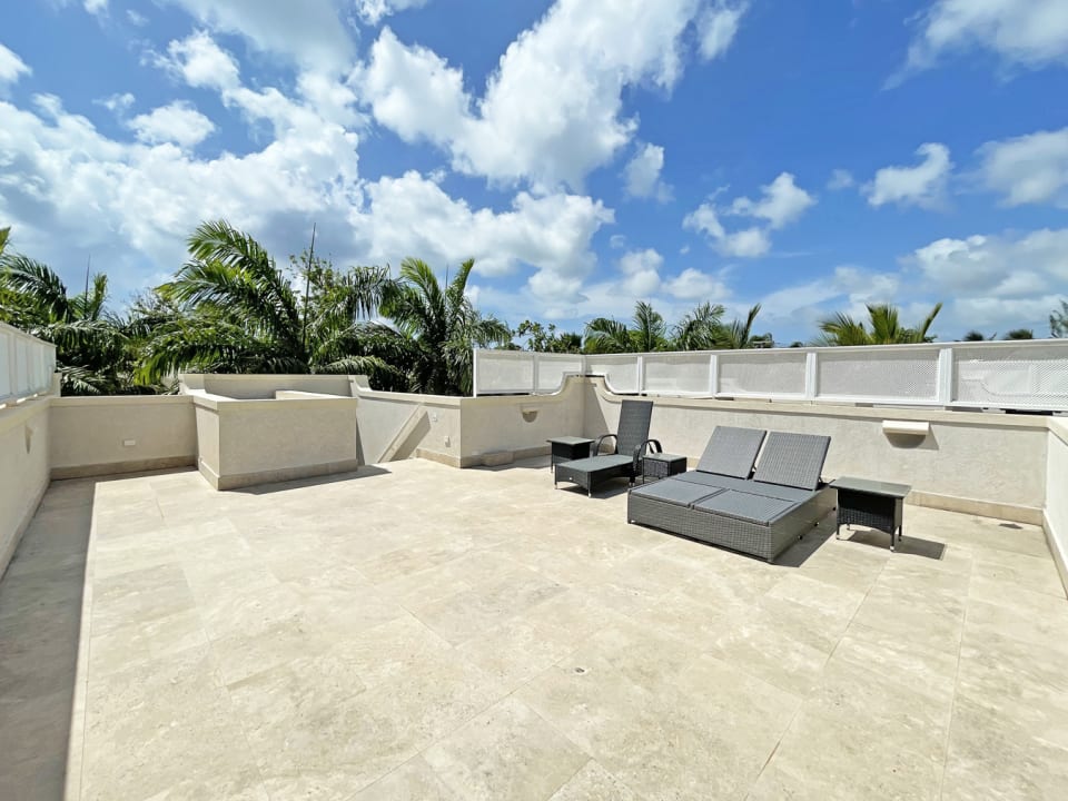 Lounge Area