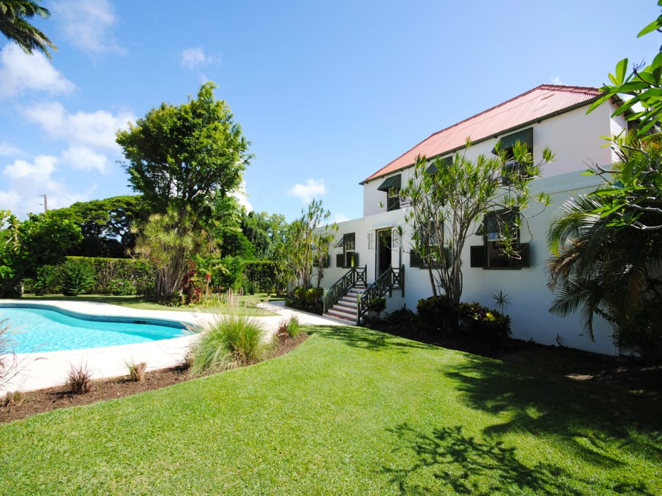 Back of the house with swimming pool